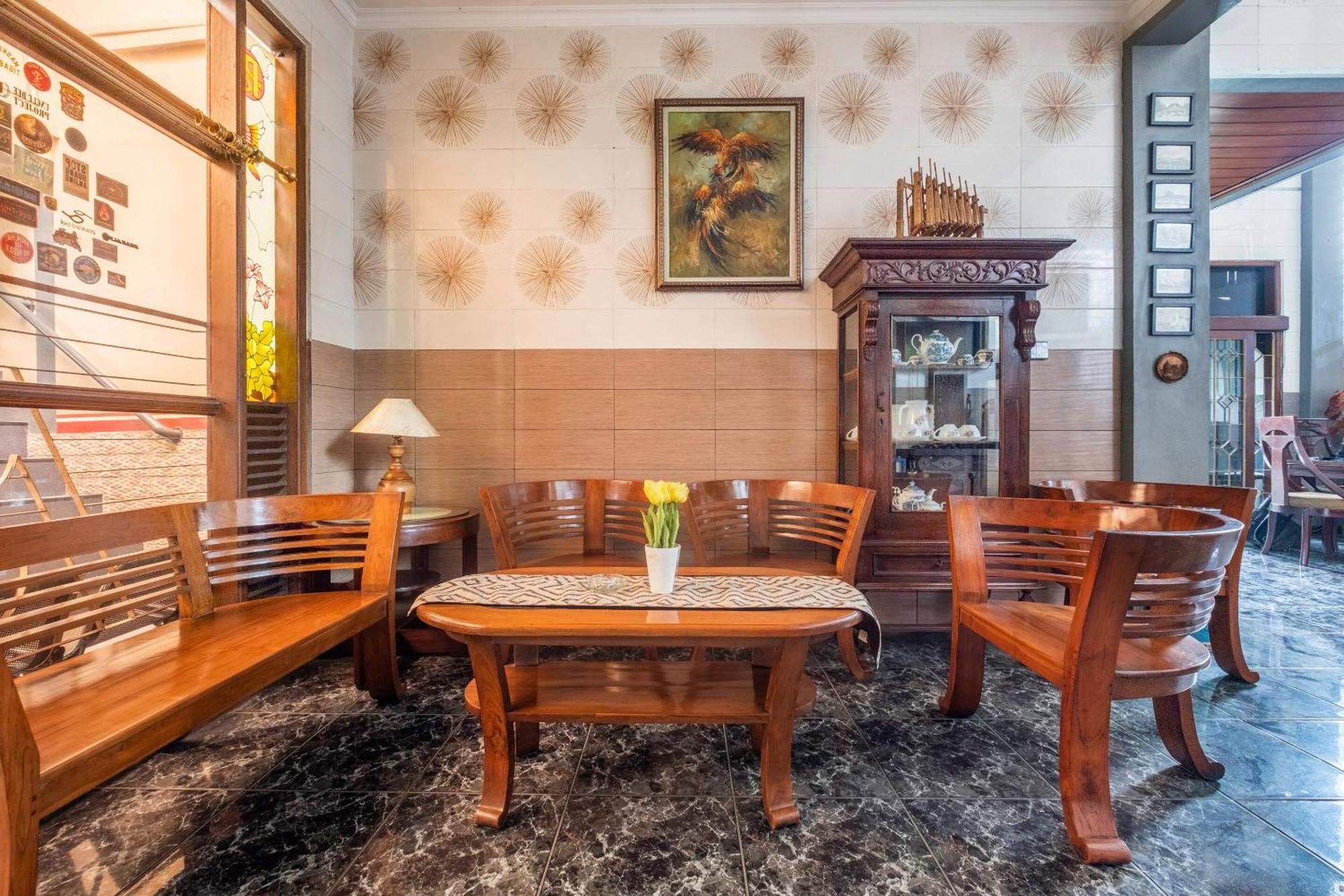 Готель Collection O Kebon Jeruk Near Taman Balai Kota Бандунг Екстер'єр фото